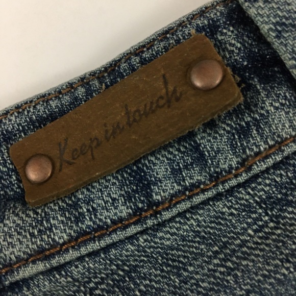 Keep In Touch Rolled Cuff Y2K Style Mid Rise Denim Shorts Size 10 - Picture 5 of 8